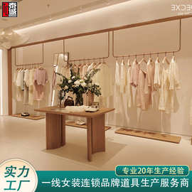 杭州 服裝道具加工與鞋帽零售的雙向繁榮